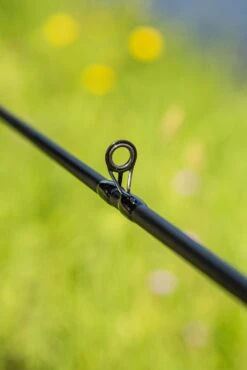 Ultimate Fury Feeder 330cm 15-60gr -Viswinkel a5b4c1ec2128e591