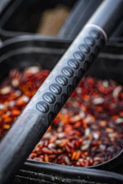 Guru Aventus F1 Landing Net Handle 2,7m -Viswinkel ab0ec9ff04971f36